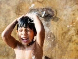 Hadas dan Najis: Pengertian, Macam, dan Cara Mensucikannya