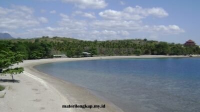 Membuka Keindahan Pantai Jelenga di Sumbawa